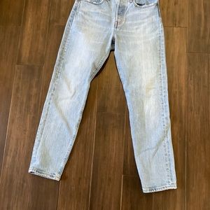 Levi's Premium Wedgie Straight Leg Button Fly High Rise Jeans Size 27